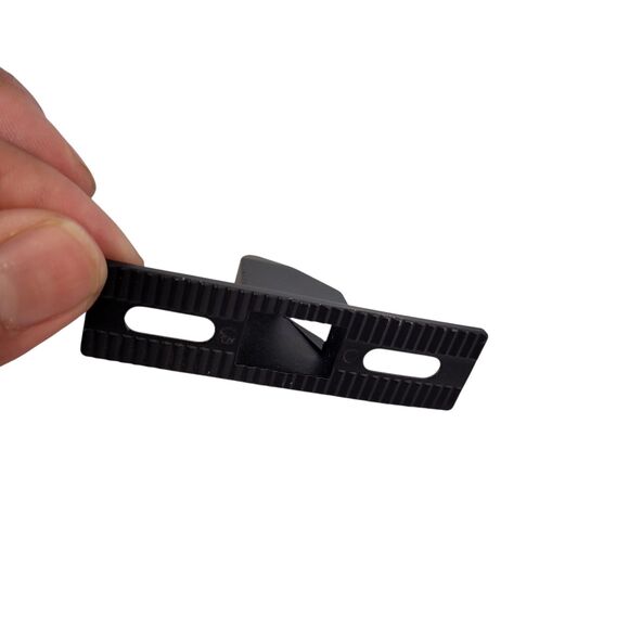 Prime-Line C 1032 Keyed Sliding Glass Door Keyed Wood Handle Set - Picture 6 of 10